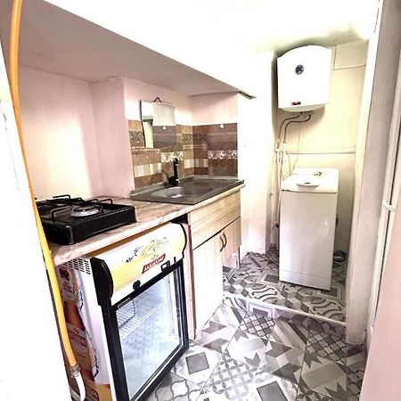 Booboo Flat In Italian Yard Apartment Tbilisi Luaran gambar